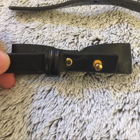 lilly pulitzer black leather belt with bow - Picture 3 of 3